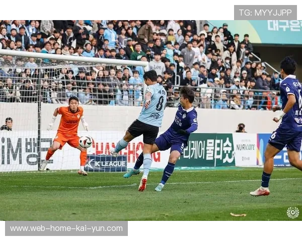 上海海港0-0战平江原FC提前出局 穆斯卡特残阵练兵换人后手丰富 上海海港0-0战平江原FC提前出局 穆斯卡特残阵练兵换人后手丰富