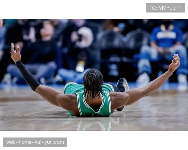 文班亚马与亚历山大MVP竞争激烈 西部头名归属决定奖项走向